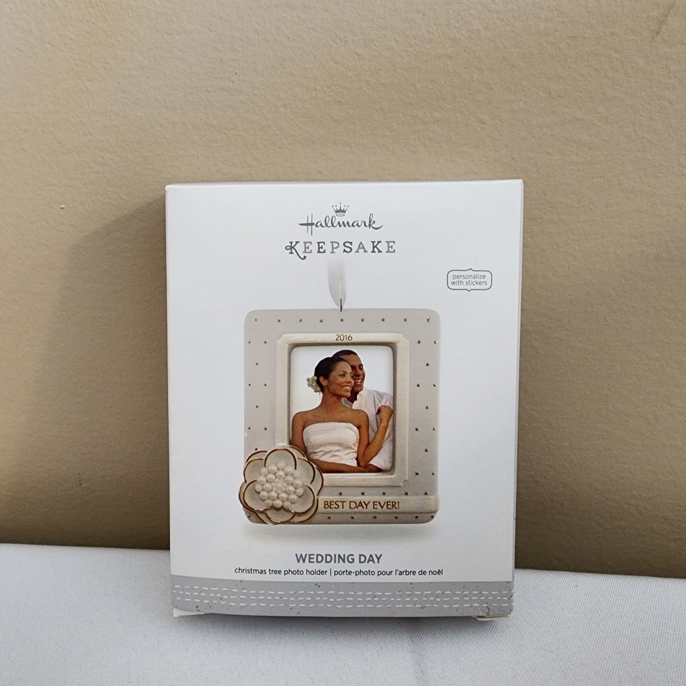 Hallmark Keepsake Wedding Day Photo Holder - Cream and Gold